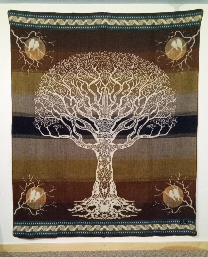 Queen Size. Tree of Life