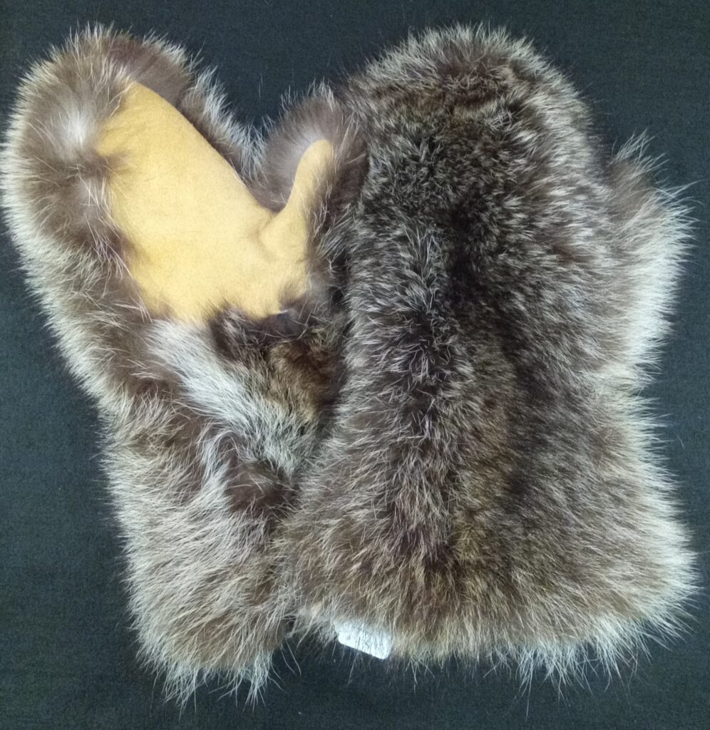 Racoon Mittens